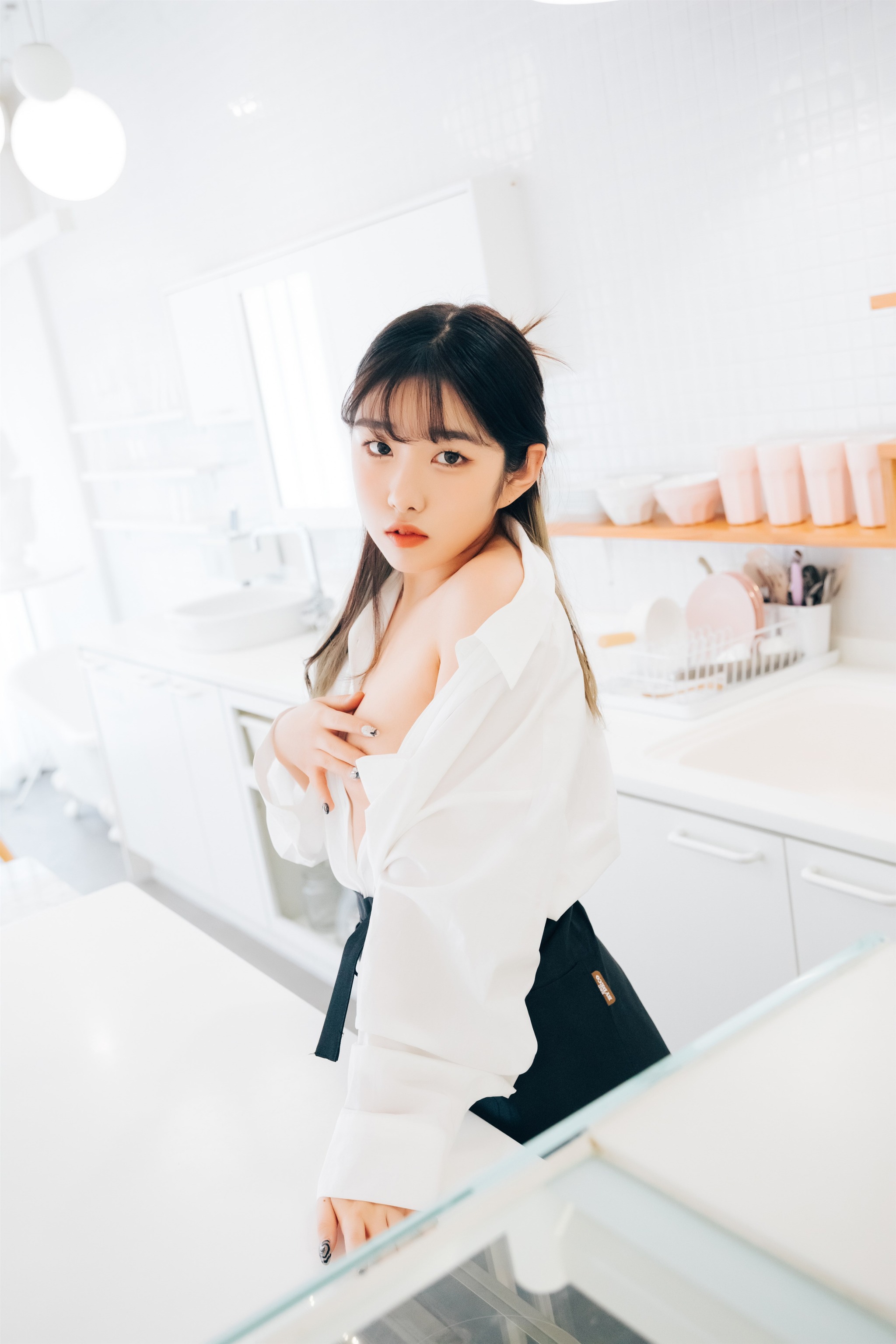 Sonson손손 - NO.026 Sonson(손손) Nude Apron[110P]-XikXak